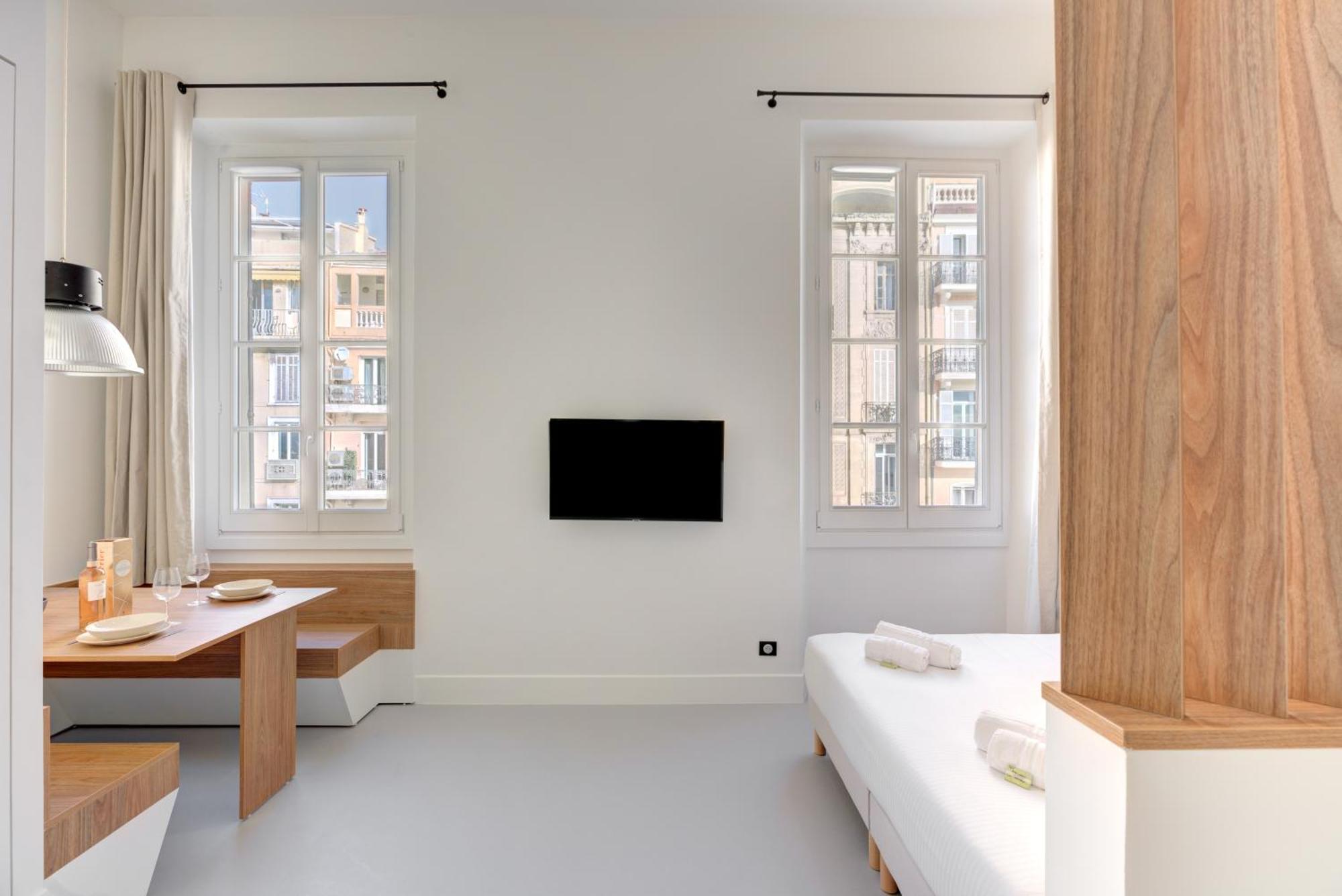 Immogroom - 2 Min Du Palais - - Luxury - Ac Appartement